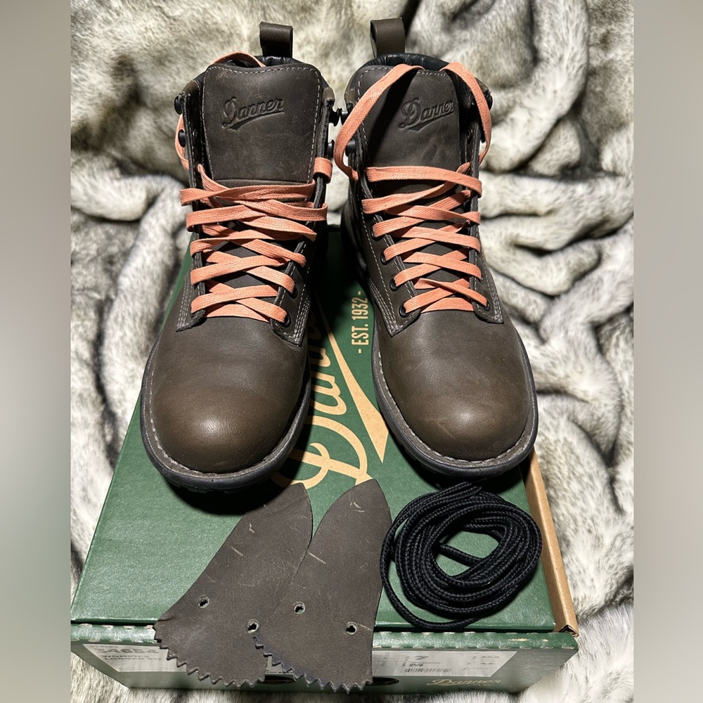 Danner Logger 917 Charcoal Size 7 Waterproof Boots